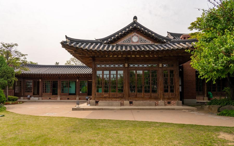 Biệt thự phong cách Hanok hiện đại