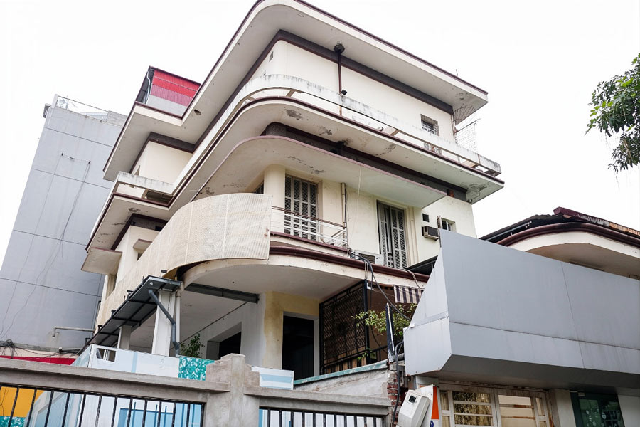 Biệt thự xuất hiện dấu hiệu xuống cấp, cũ kỹ