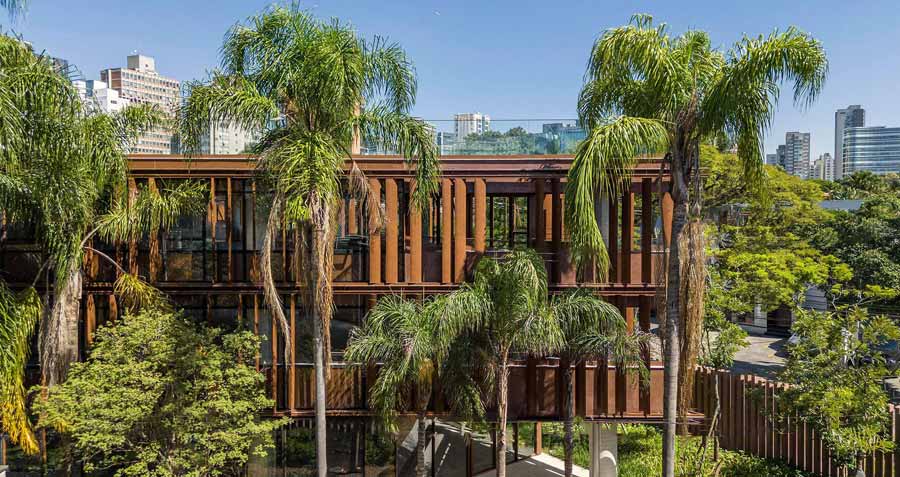 Biệt thự nghỉ dưỡng khung thép có hồ bơi