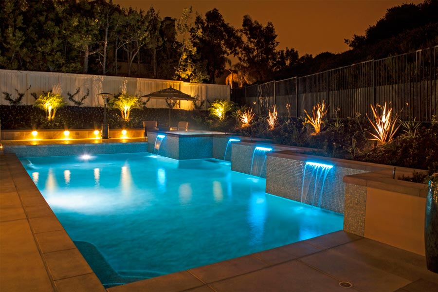 Hồ bơi sân vườn biệt thự