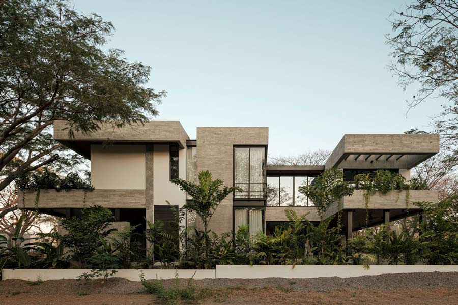 Thiết kế biệt thự tối giản bê tông trần mộc mạc