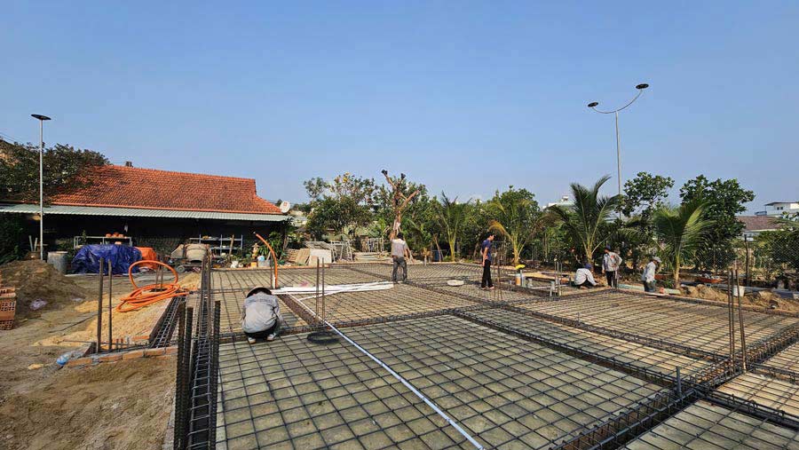 Chi phí phần thô (khoảng 55–60% tổng ngân sách)